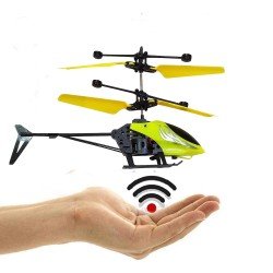 Hand Induction Control Flying Helicopter Toy with Infrared Sensor (Color May Vary)