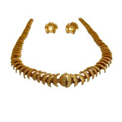 Vintage Gold Tone Copper Metal Chain Necklace, Textured Spiral Design, Statement Jewellery, Fashion Accessory, Jewellery Made by Copper