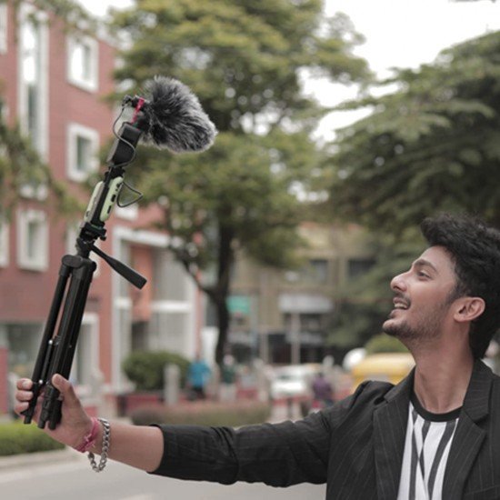 Camera Video Recording Vlogging Kit for Video Making, Mic, Mini Tripod Stand, LED Light & Phone Holder Clip for Making Videos Podcasting Camera Video Recording Vlogging Kit for Video Making, Mic, Mini Tripod Stand, LED Light & Phone Holder Clip for Making Videos Podcasting